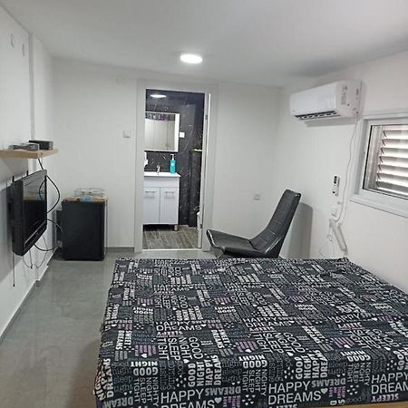 שמילה אירוח 1 Arad Exterior foto